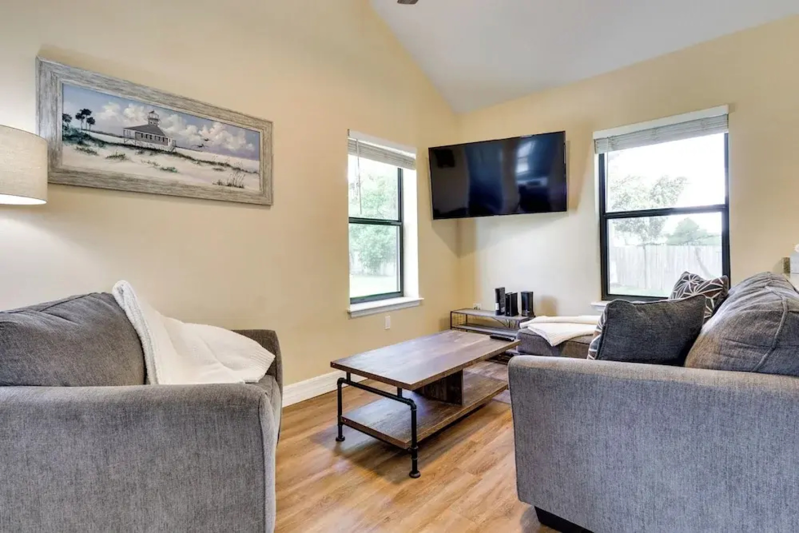 St Cloud Vacation Rental - Walk to Lakefront Park!