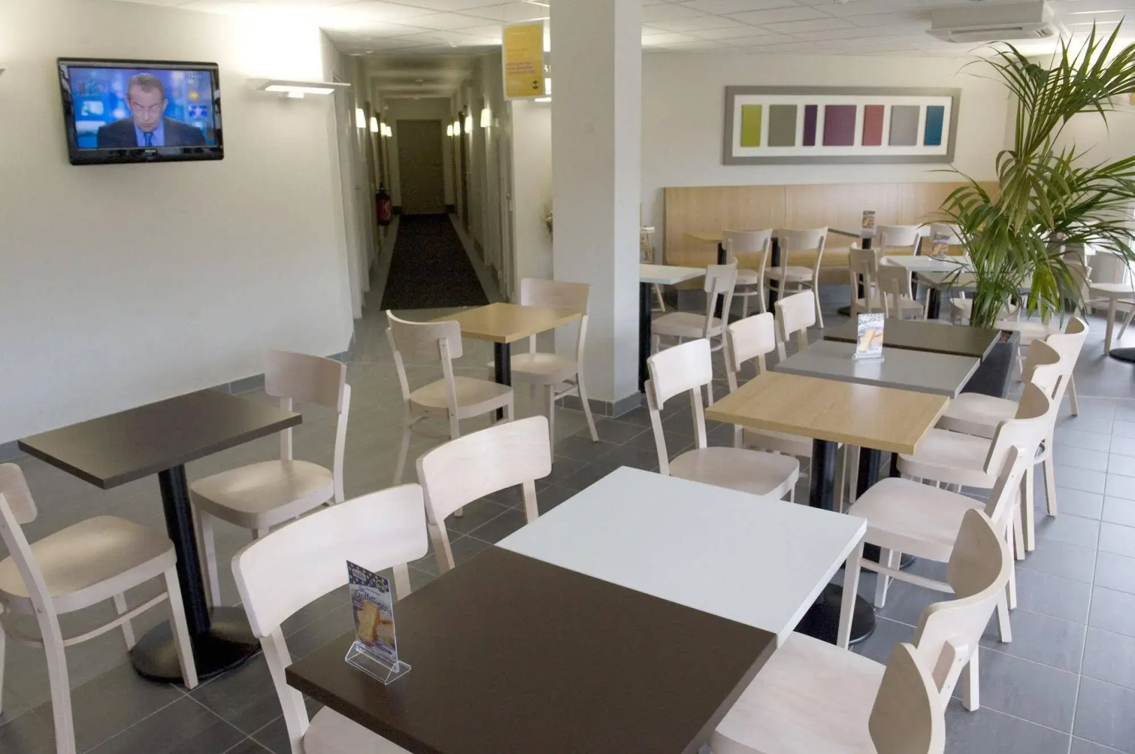 B&B HOTEL Aix-en-Provence Le Tholonet