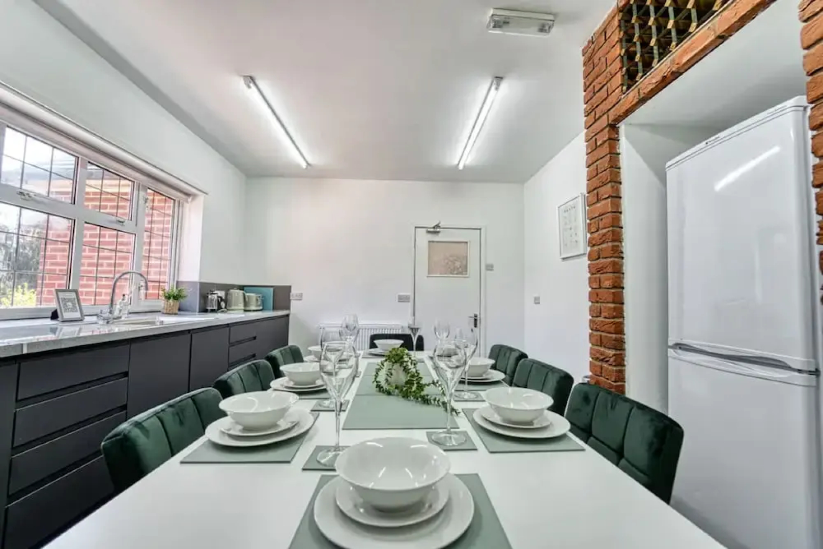 Host Stay Chester House Retreat