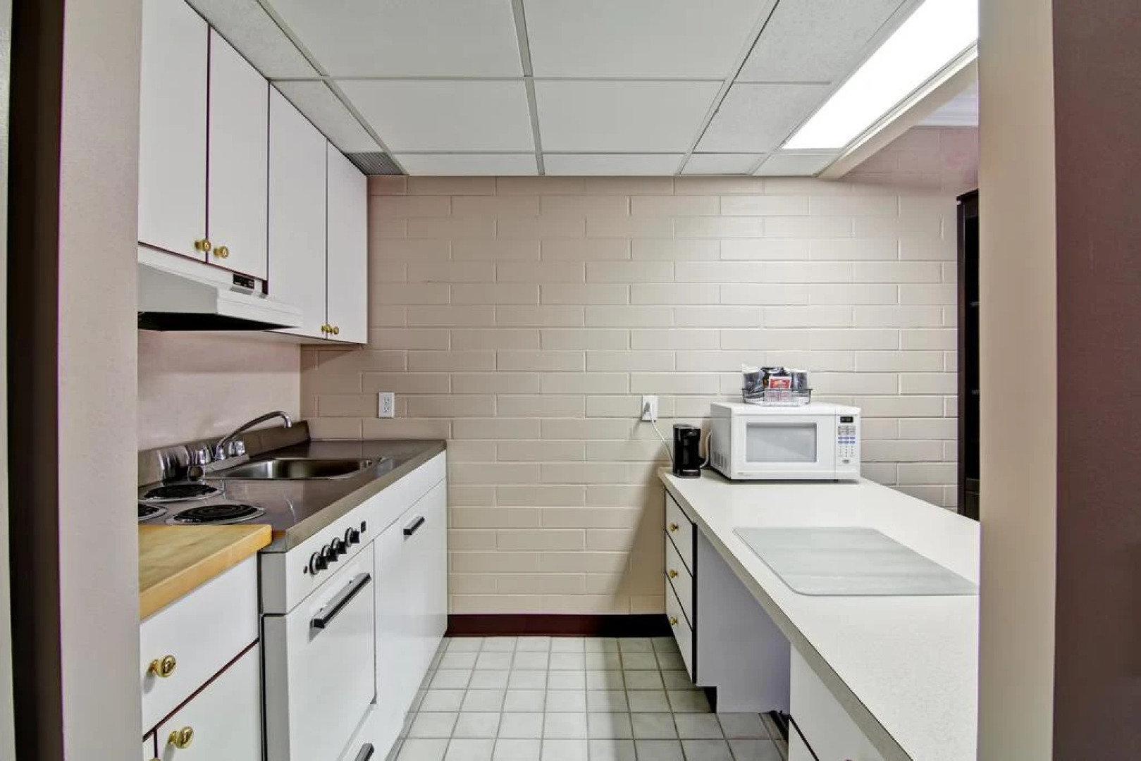 Travelodge by Wyndham Grande Prairie