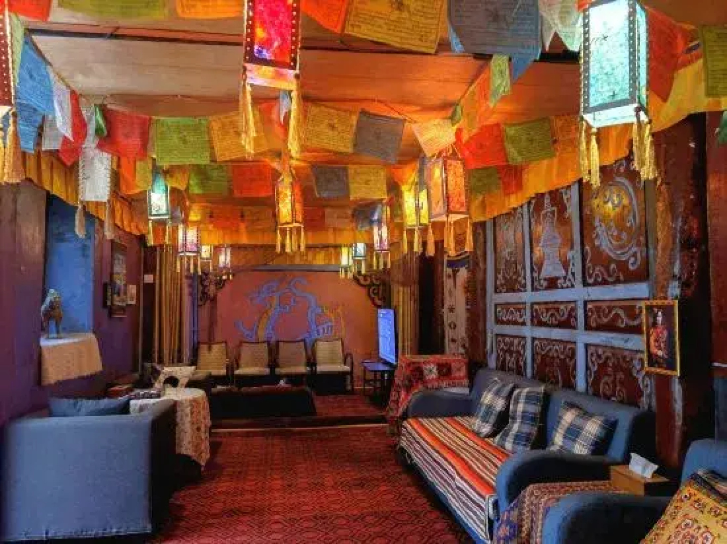 Jiuzhaigou Yangke'er Tibet-style Inn