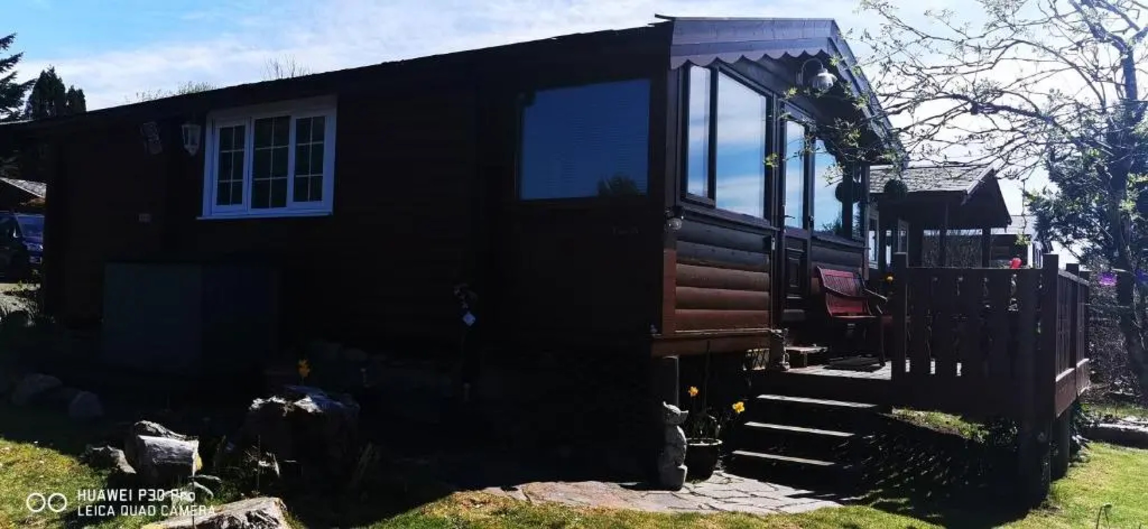 Log Cabin - Free Parking, Garden & pet Friendly