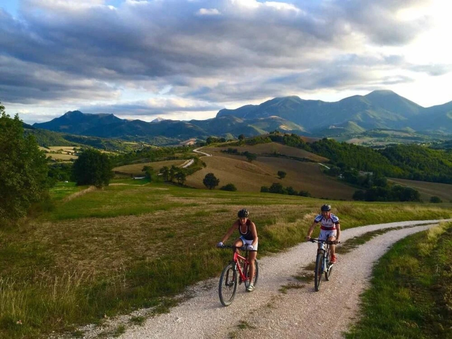 Studio in Montesecco, With Wonderful sea View, Pool Access, Furnished Garden - 40 km From the Beach