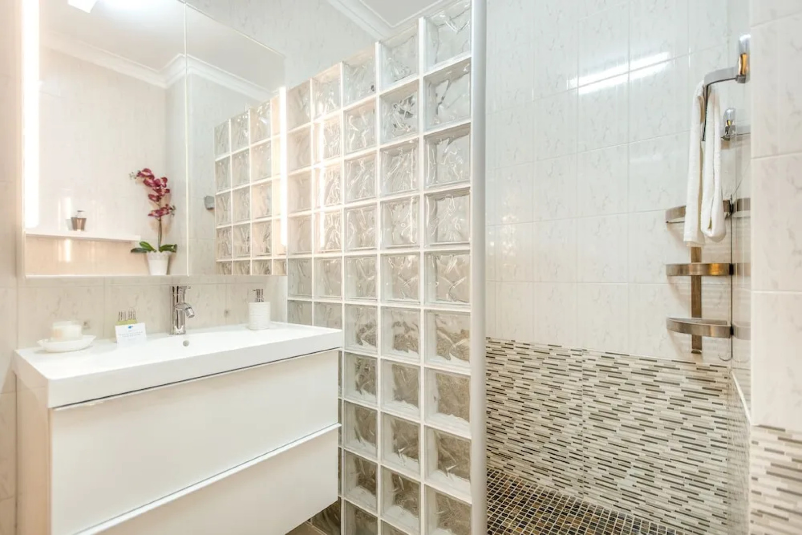 Espinho Family Stays Apartment