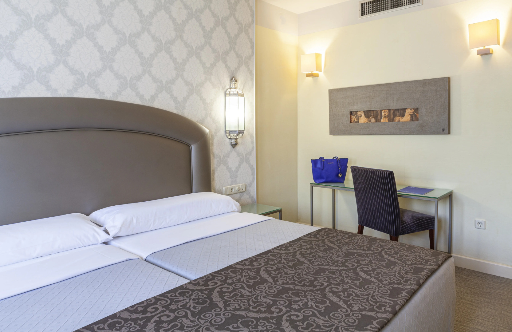 Hotel Macià Alfaros