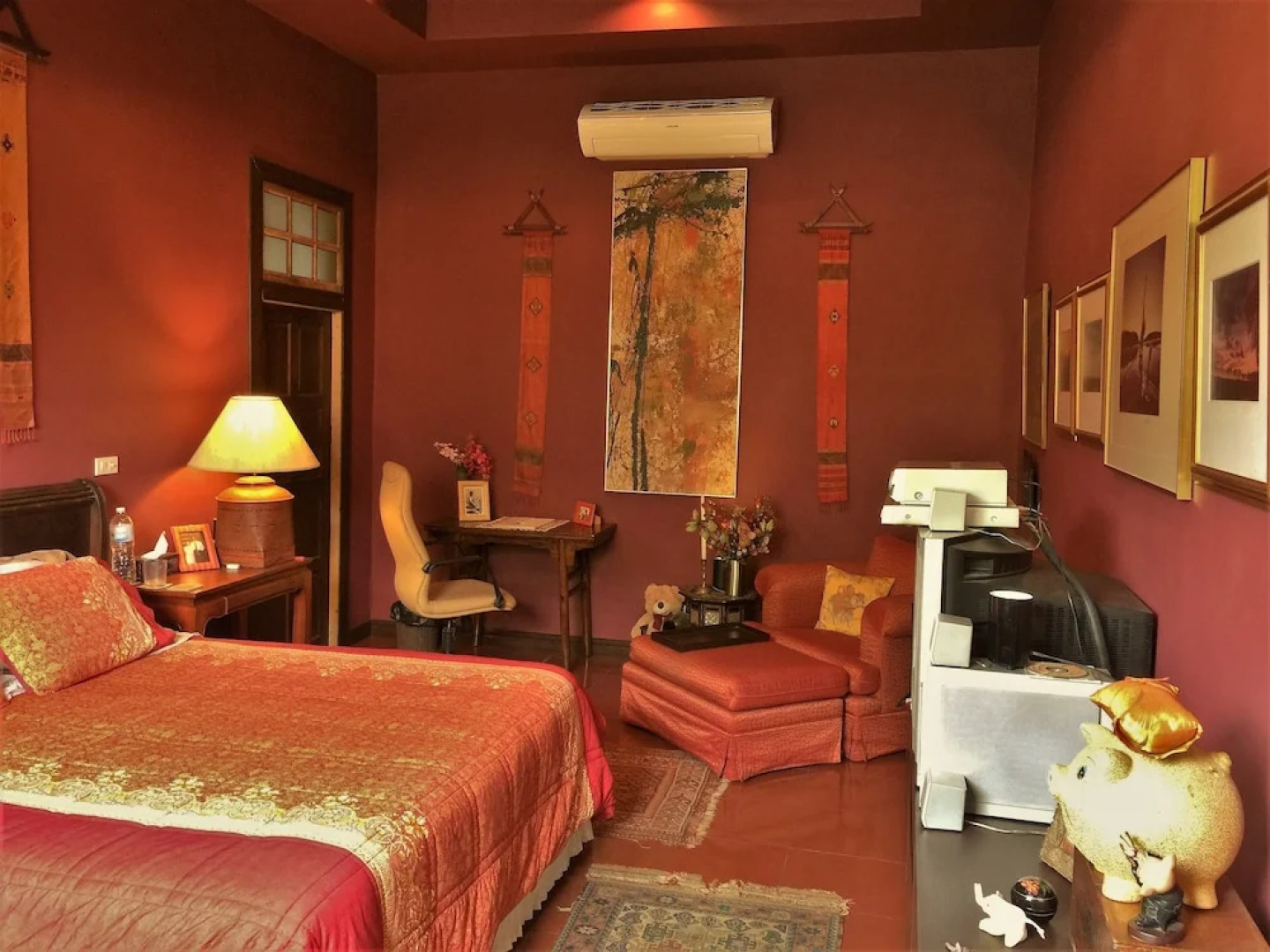 The White Elephant House