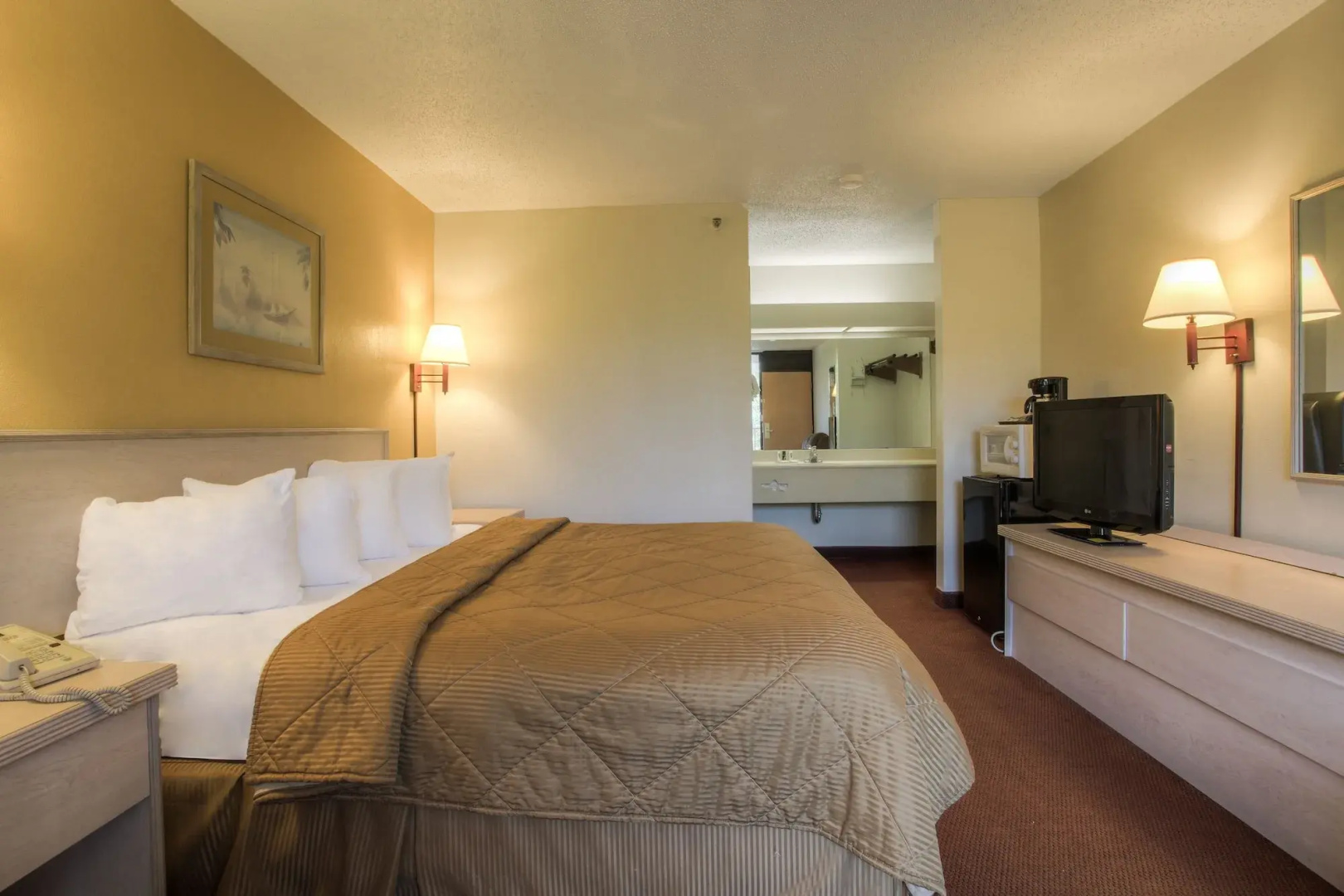Quality Inn & Suites St Augustine Beach Area