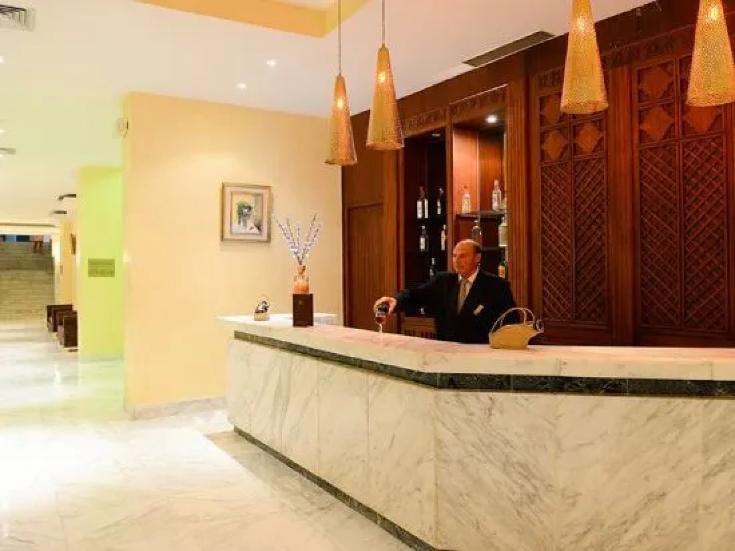 Checkin Bakour Splash