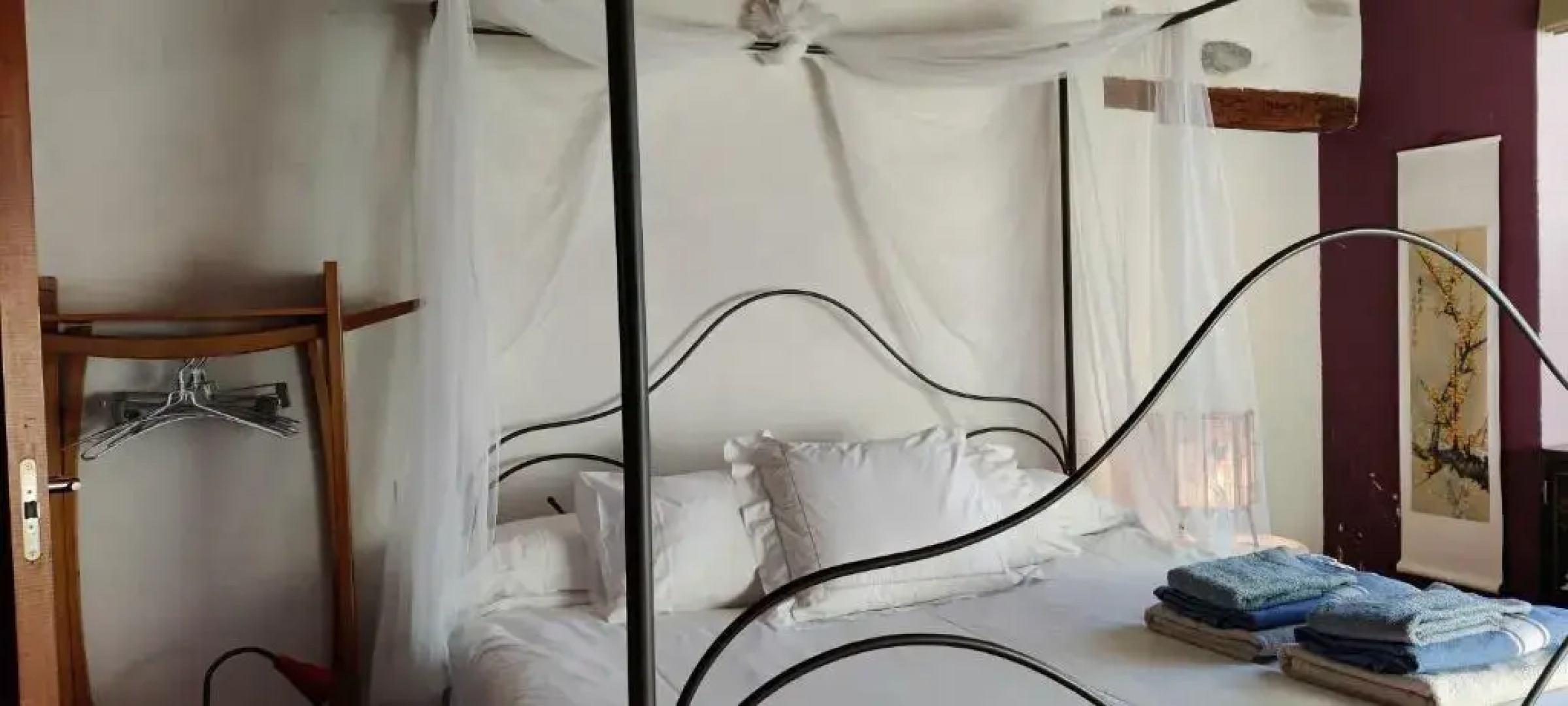 Viento de Ladera Piscina Natural Y Jacuzzi Ext