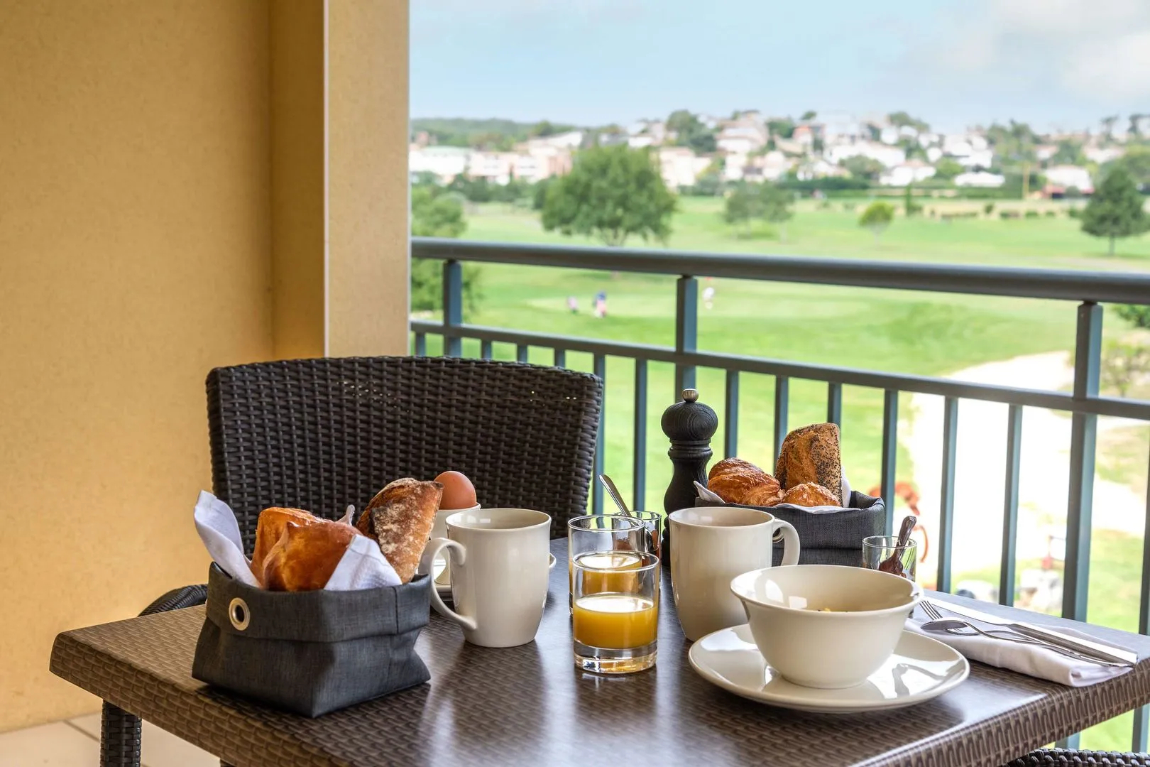 Zenitude Hotel la Valadière, an Ascend Collection Hotel