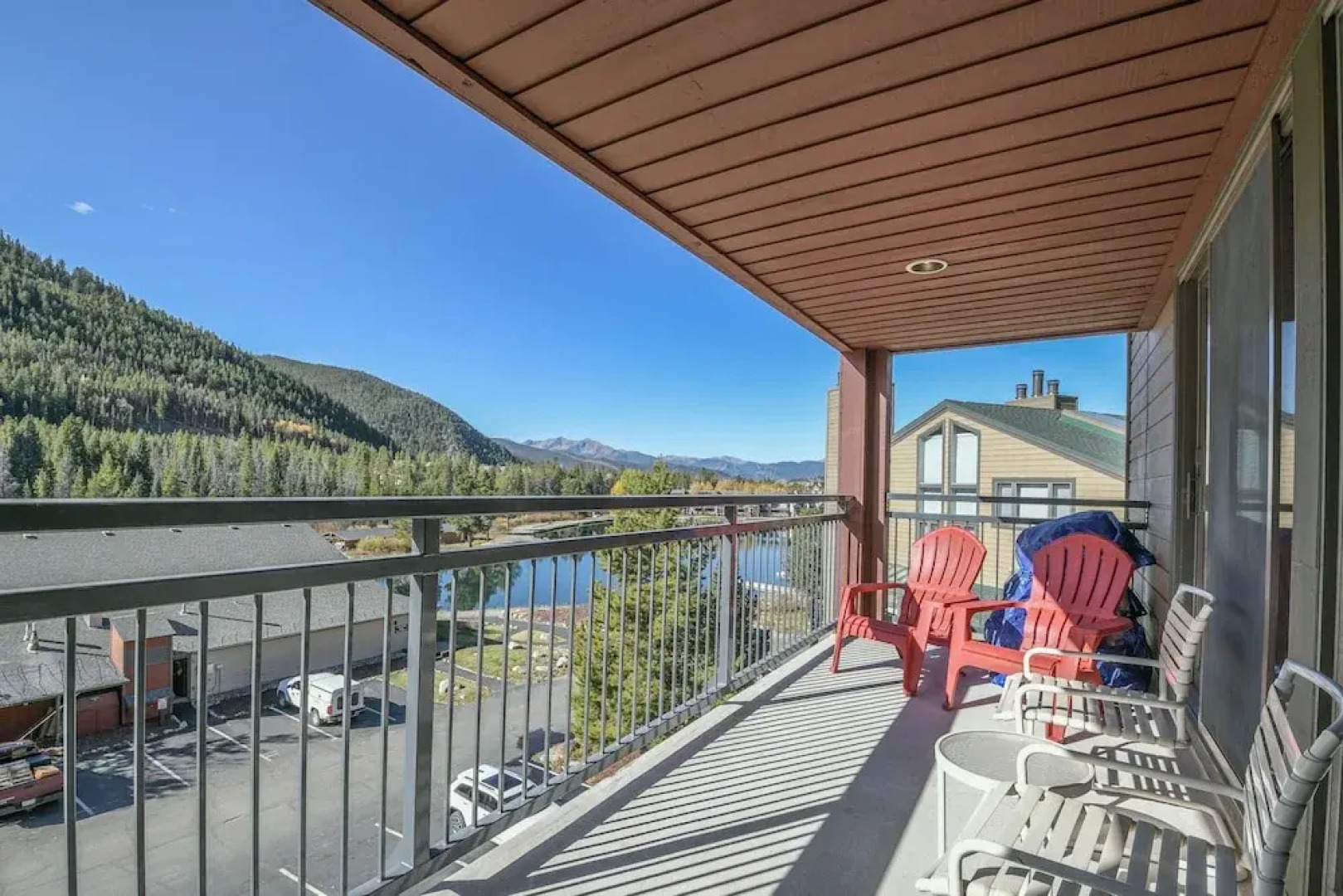 Montezuma 1771 by SummitCove Vacation Lodging