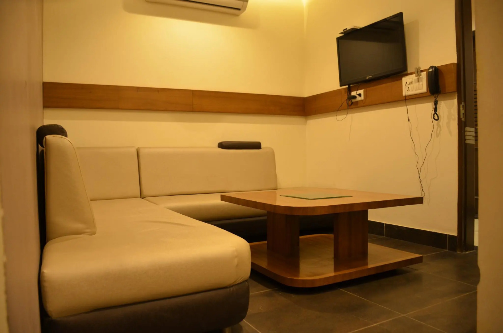 Bellevue Inn Hotel Restaurant & Resort