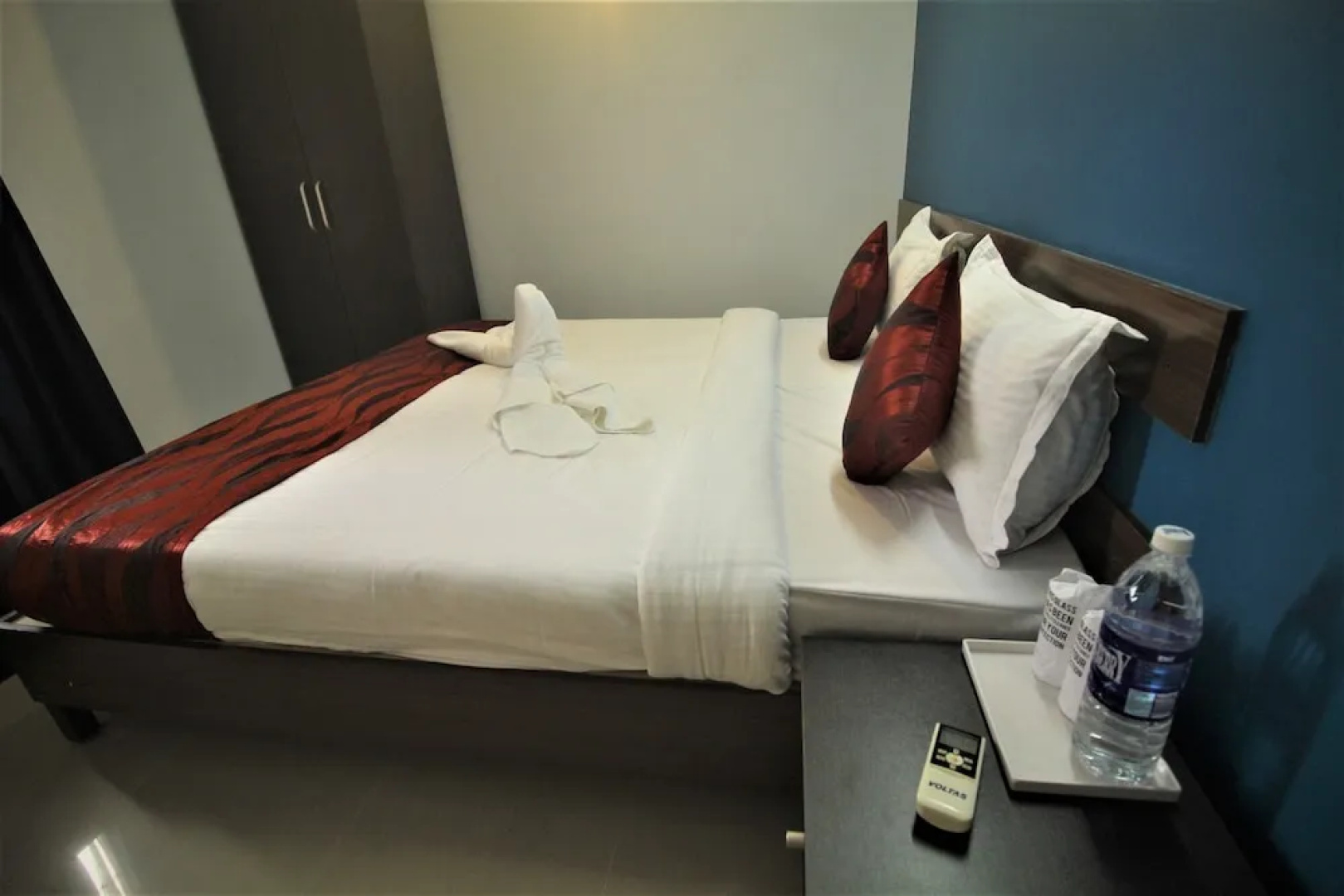 EZ Suites