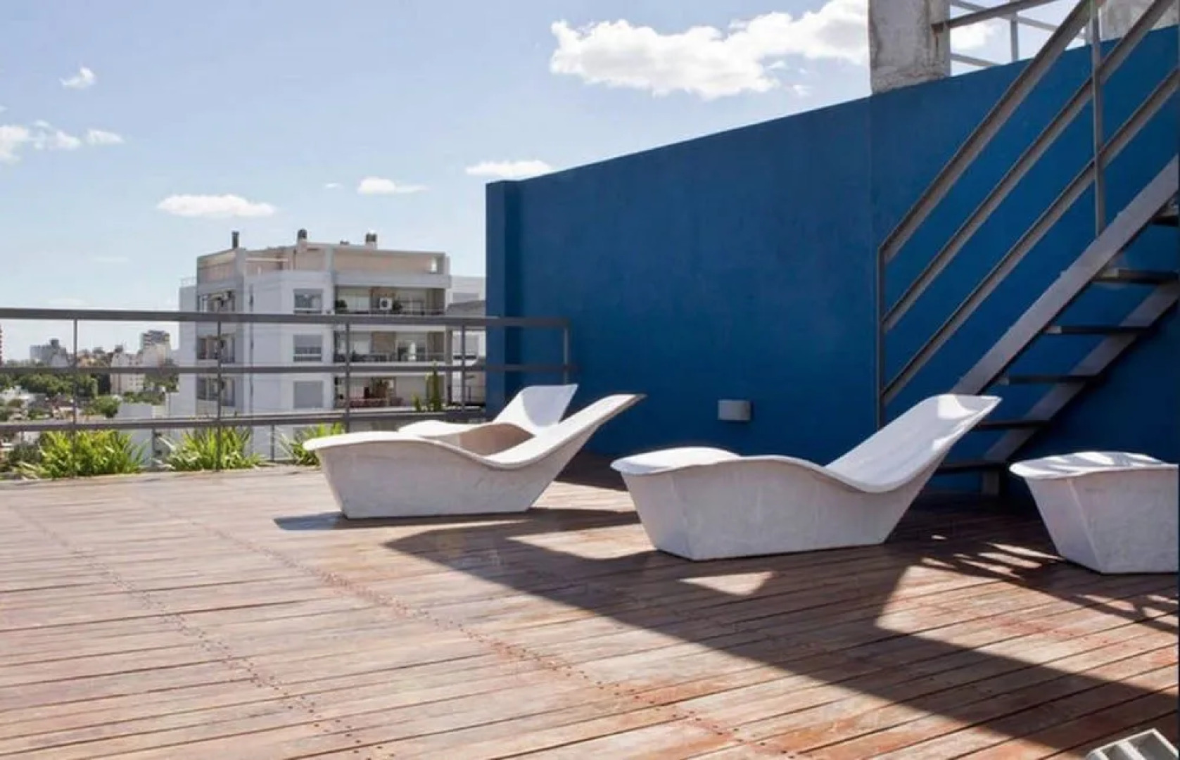 BA Hollywood Apartments