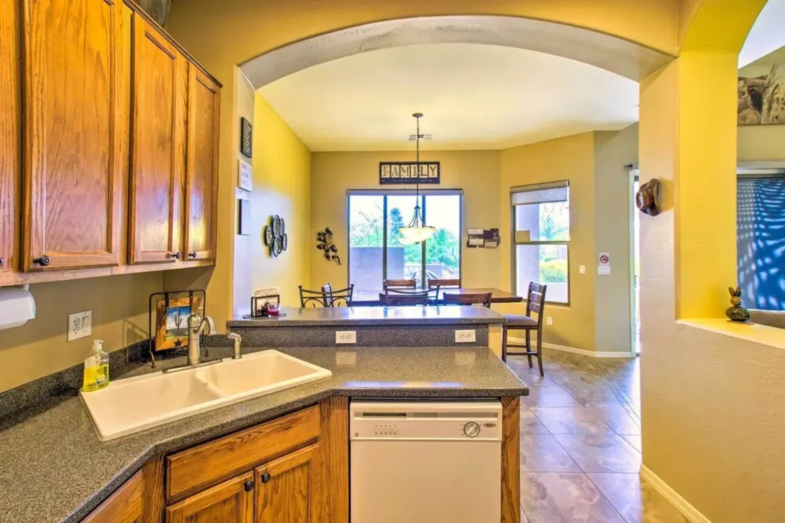 Gold Canyon Townhome w/ Golf Course View!