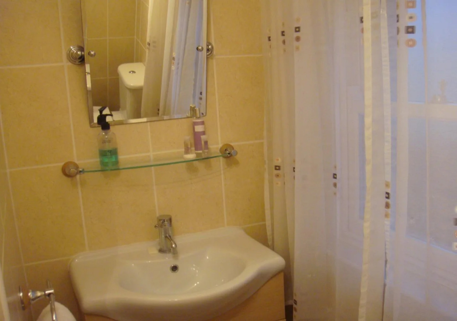 Cross Street Guesthouse