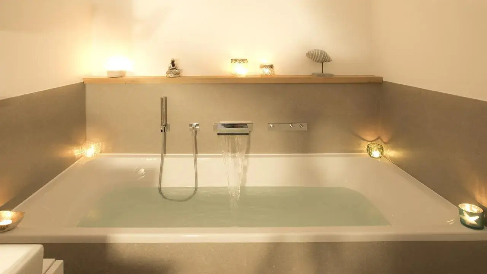 Summerbreeze Cloud - a16716