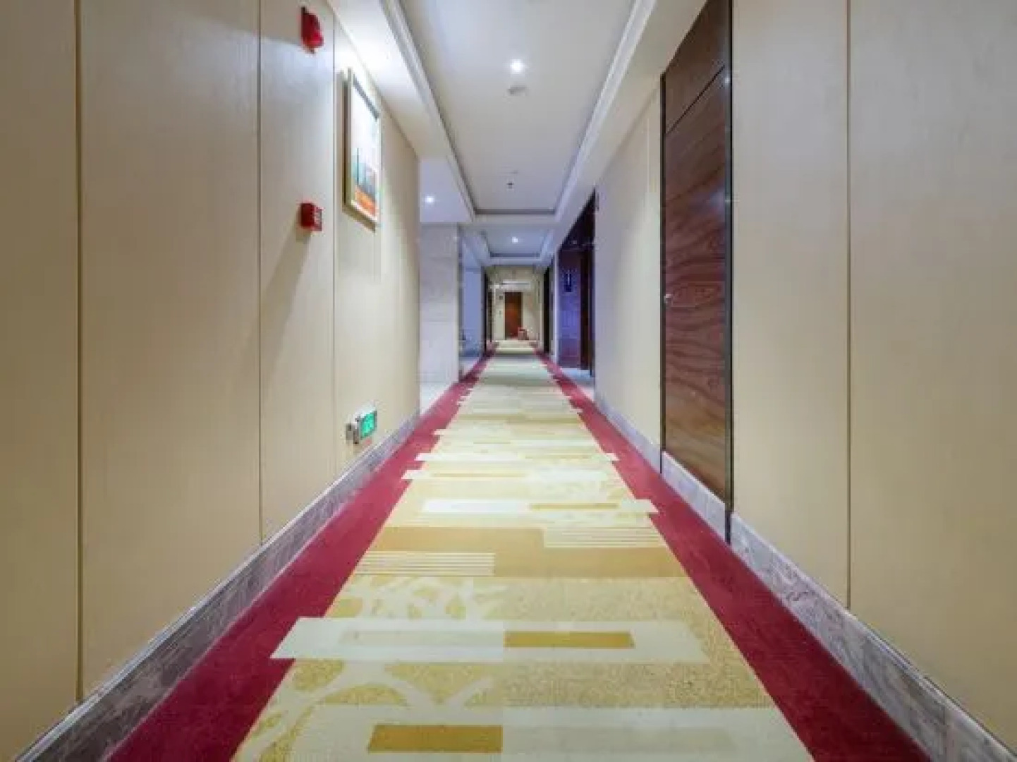 Jiuzhou International Hotel