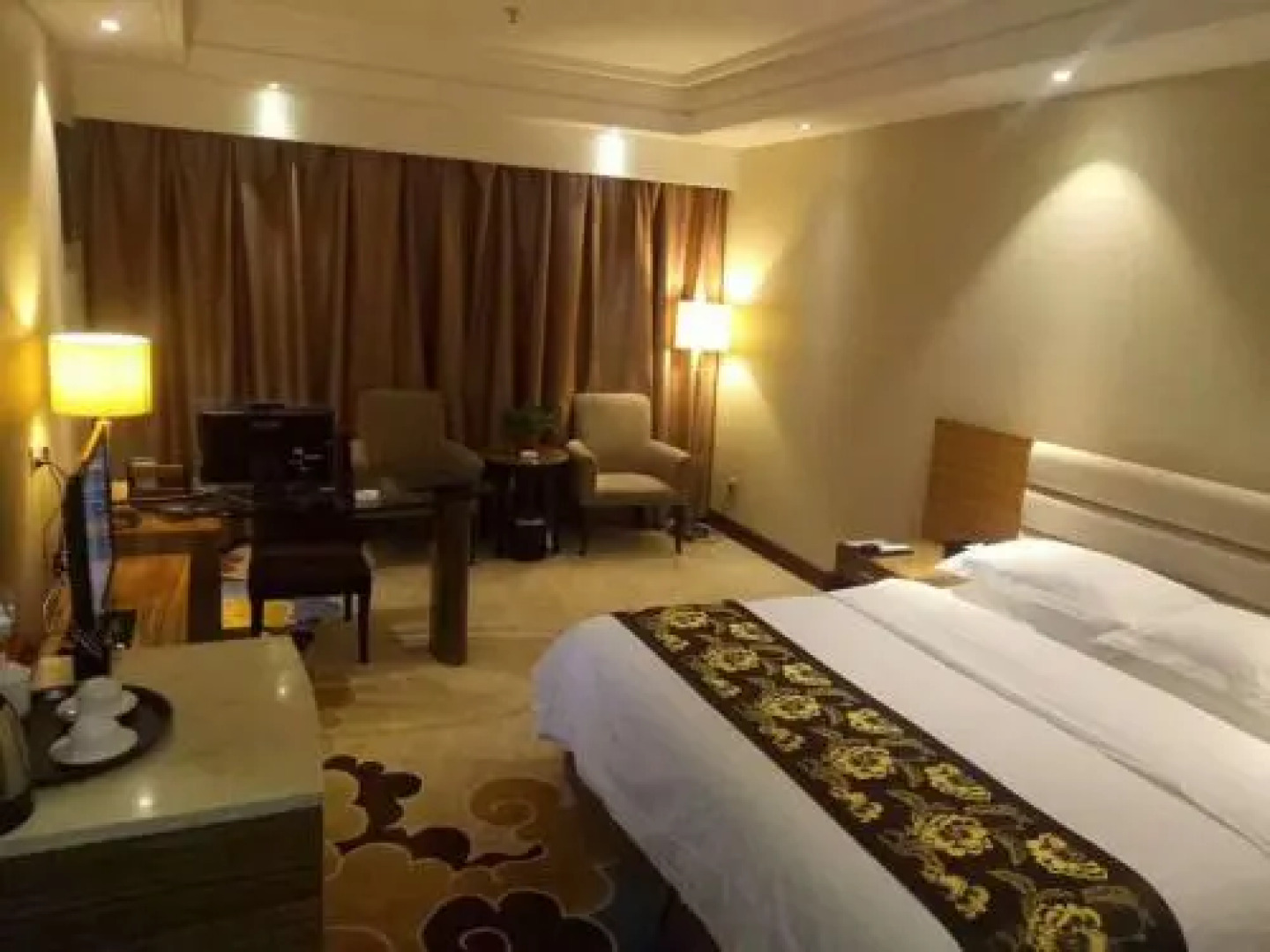 Nanyang Urban Grand Hotel