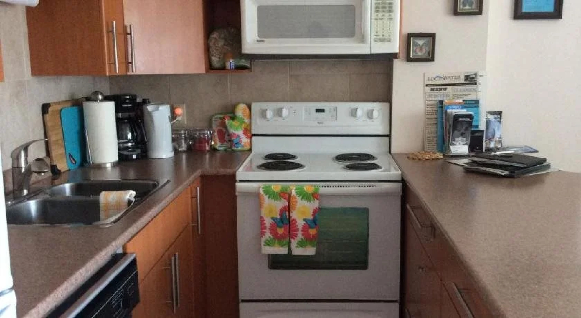 Peachland Lakeview Vacation Suite