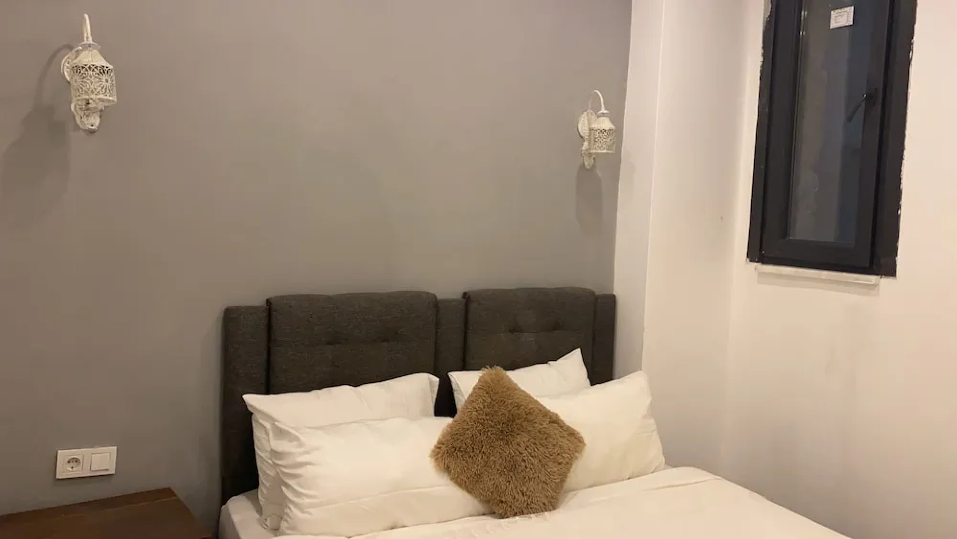 Happy Dreams Apart Hotel