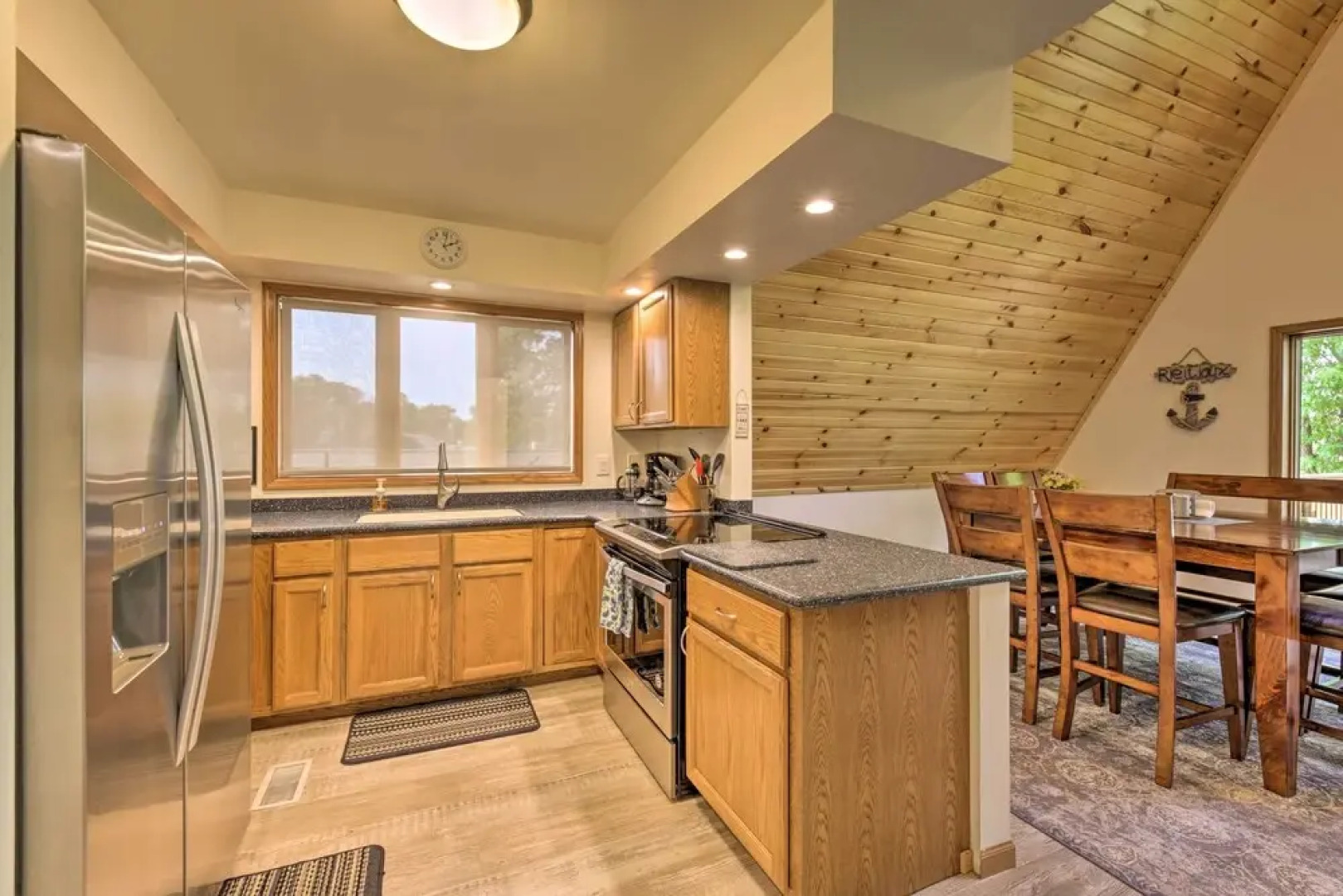 Rock River Waterfront Cabin: Dock & Game Room!