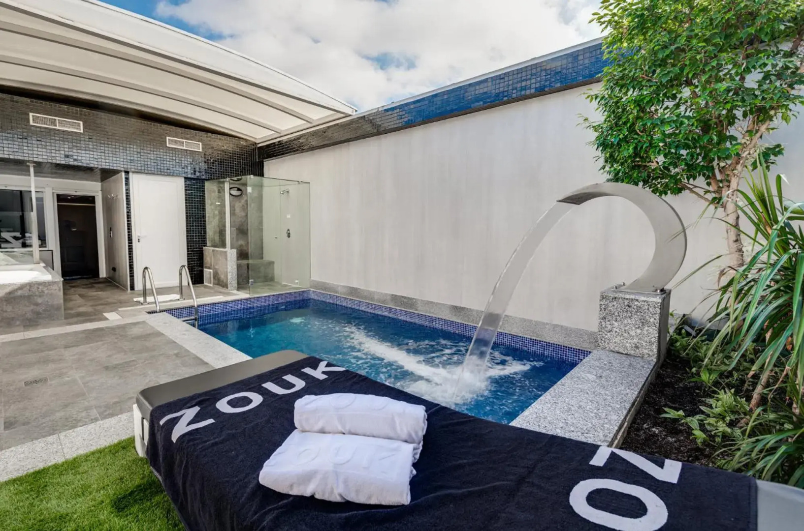 Zouk Hotel - Adults Only