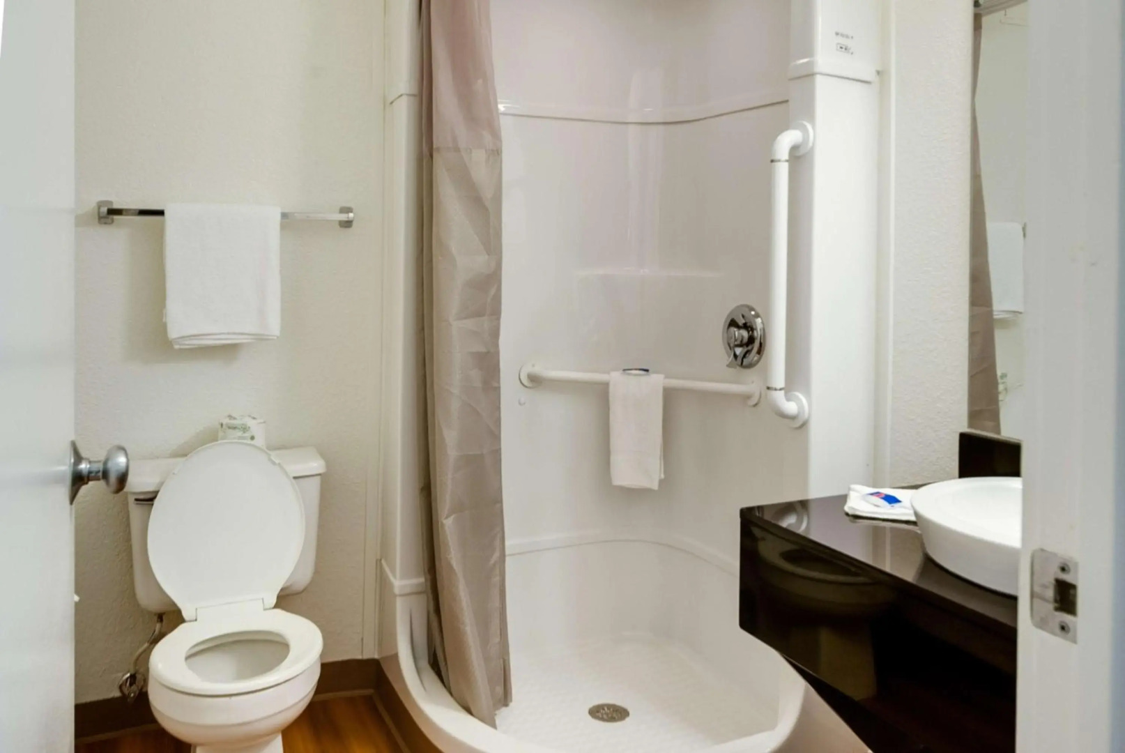 Motel 6 Lenexa, KS - Kansas City Southwest