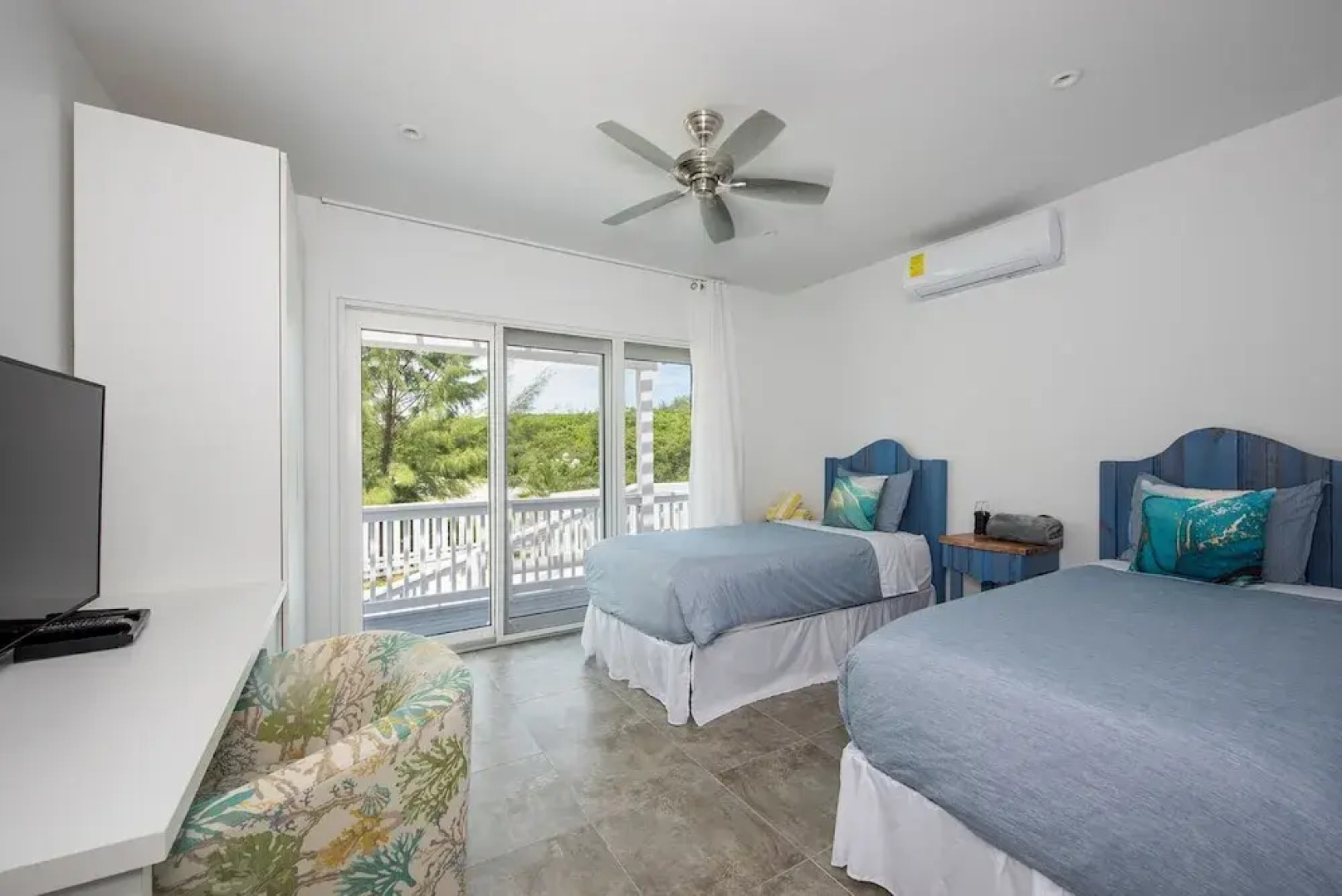 Secluded Luxury: New Beachfront Home With Pool