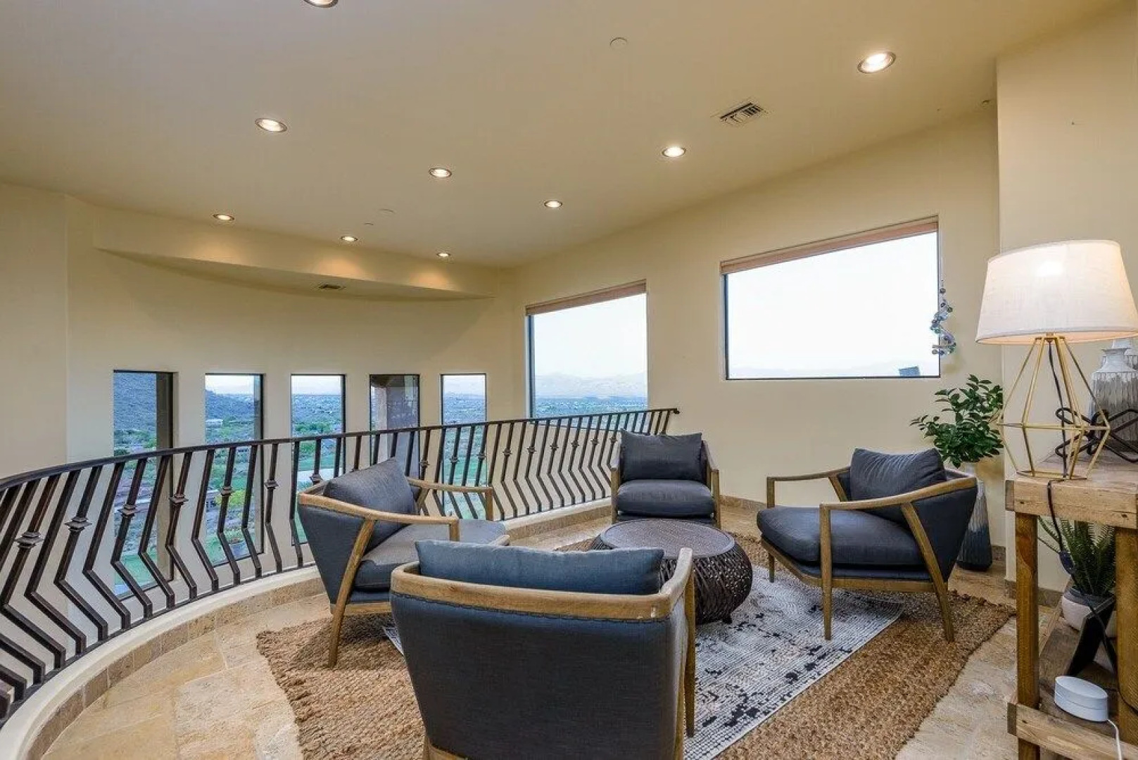 Casa Sunridge 5 Bedroom Home by Redawning