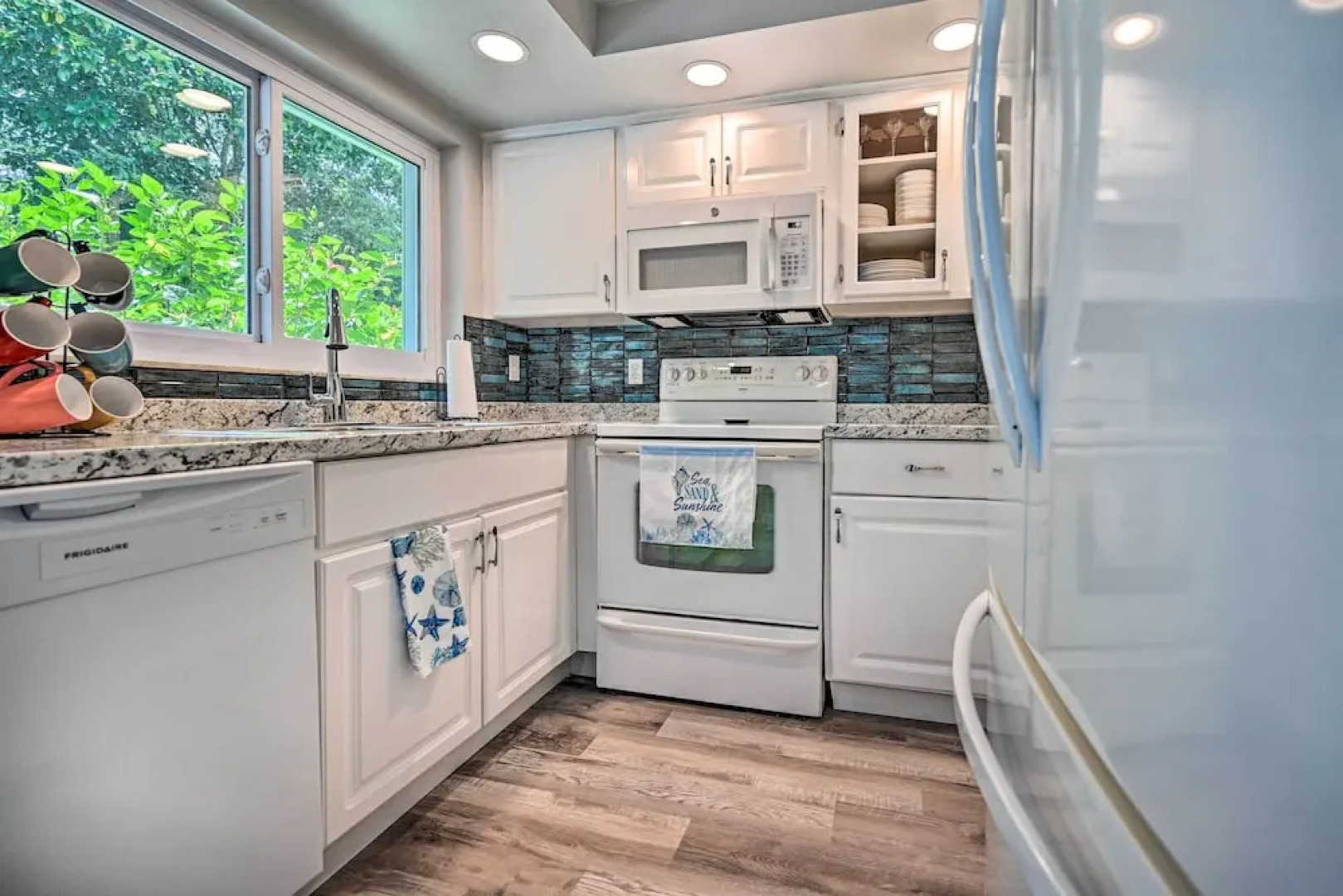 Spacious Brandon Home w/ Private Outdoor Pool