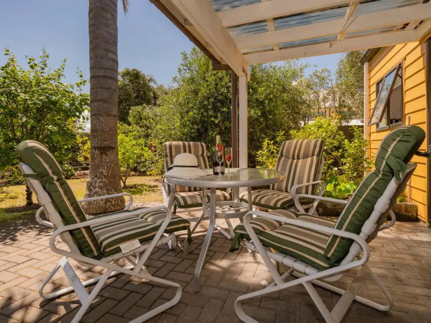 The Olive Grove Retreat - Matarangi Holiday Unit