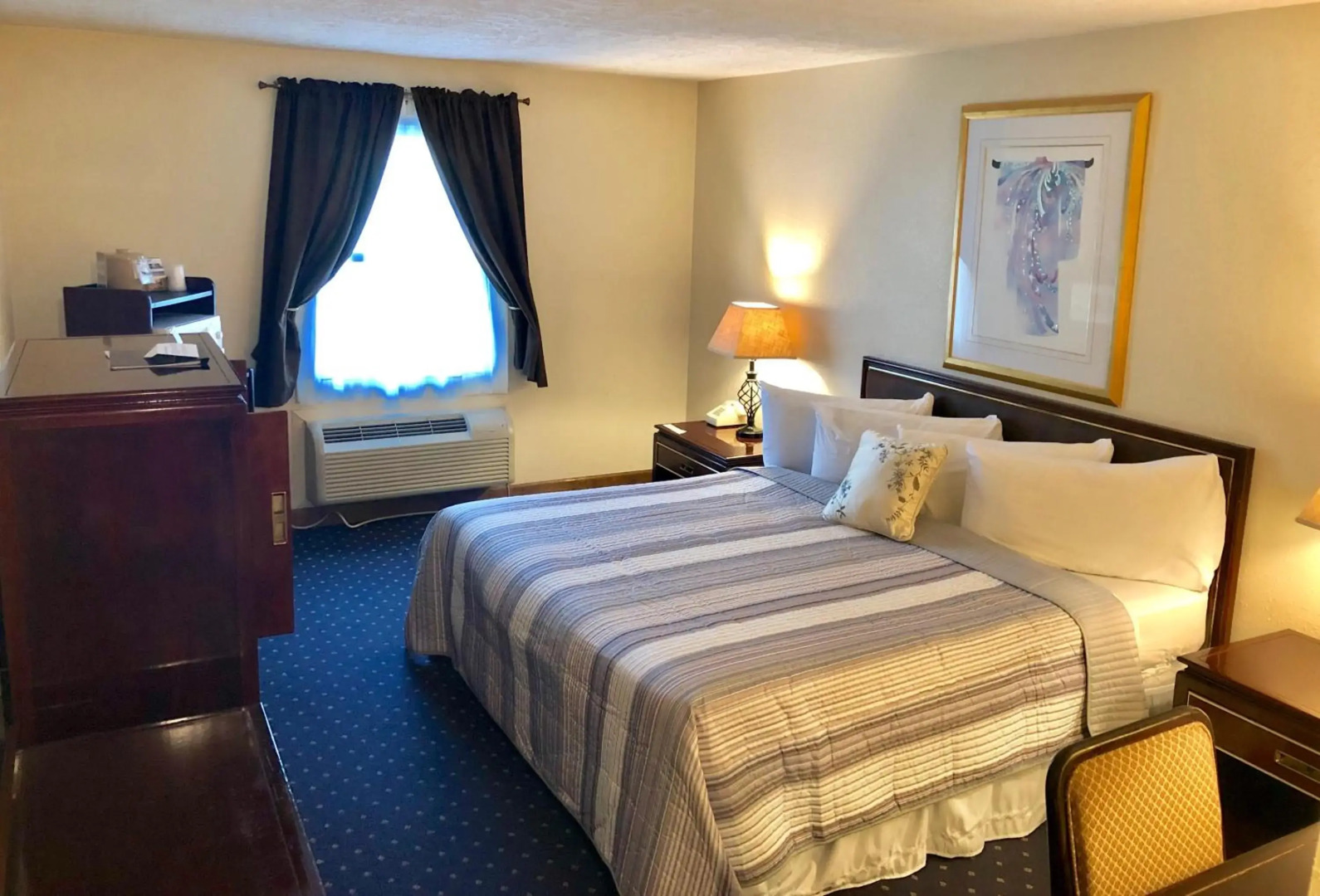 Bicentennial Inn
