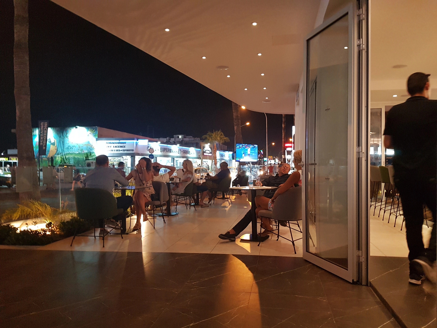 Anthea Hotel Apartments