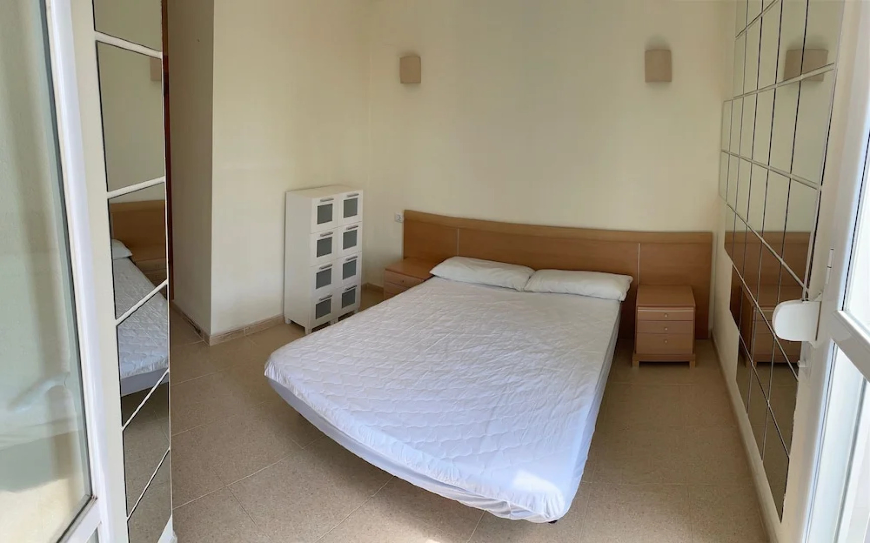 Modern Penthouse-duplex Facing The Sea