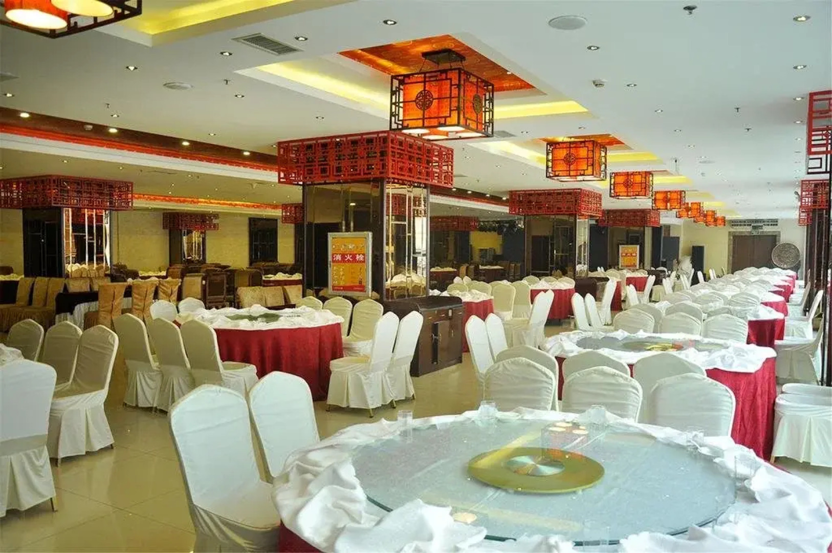 Taiyuan Xindongfang Hotel