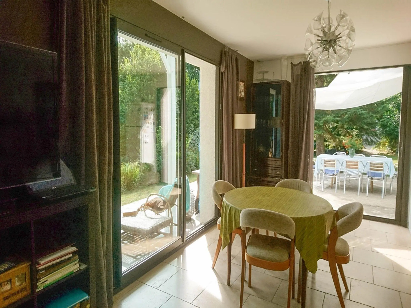 Dreamy Villa in Bruniquel with Jetty