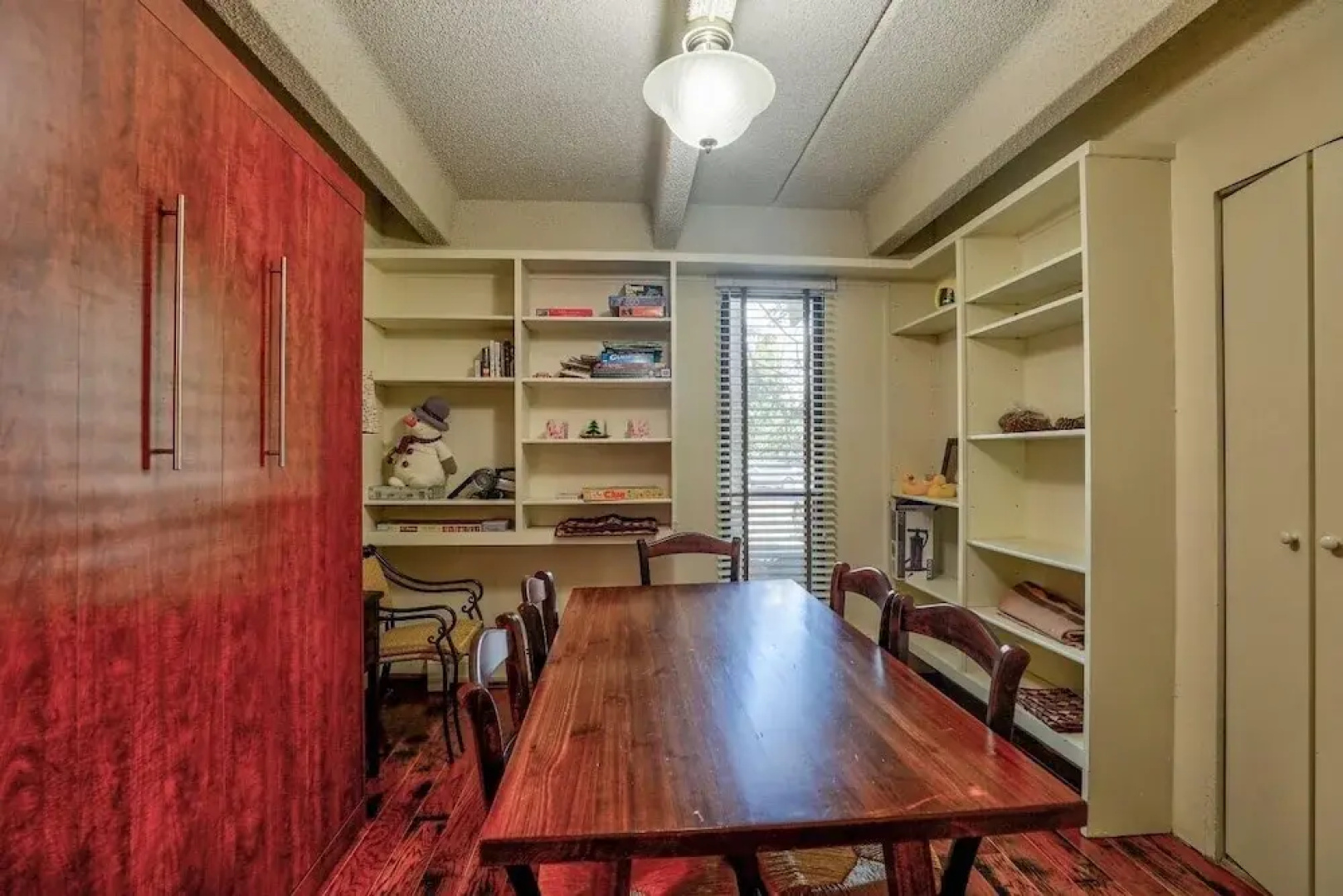 Ten Mile Island 2 Bd Plus Den - 3 Br condo by RedAwning