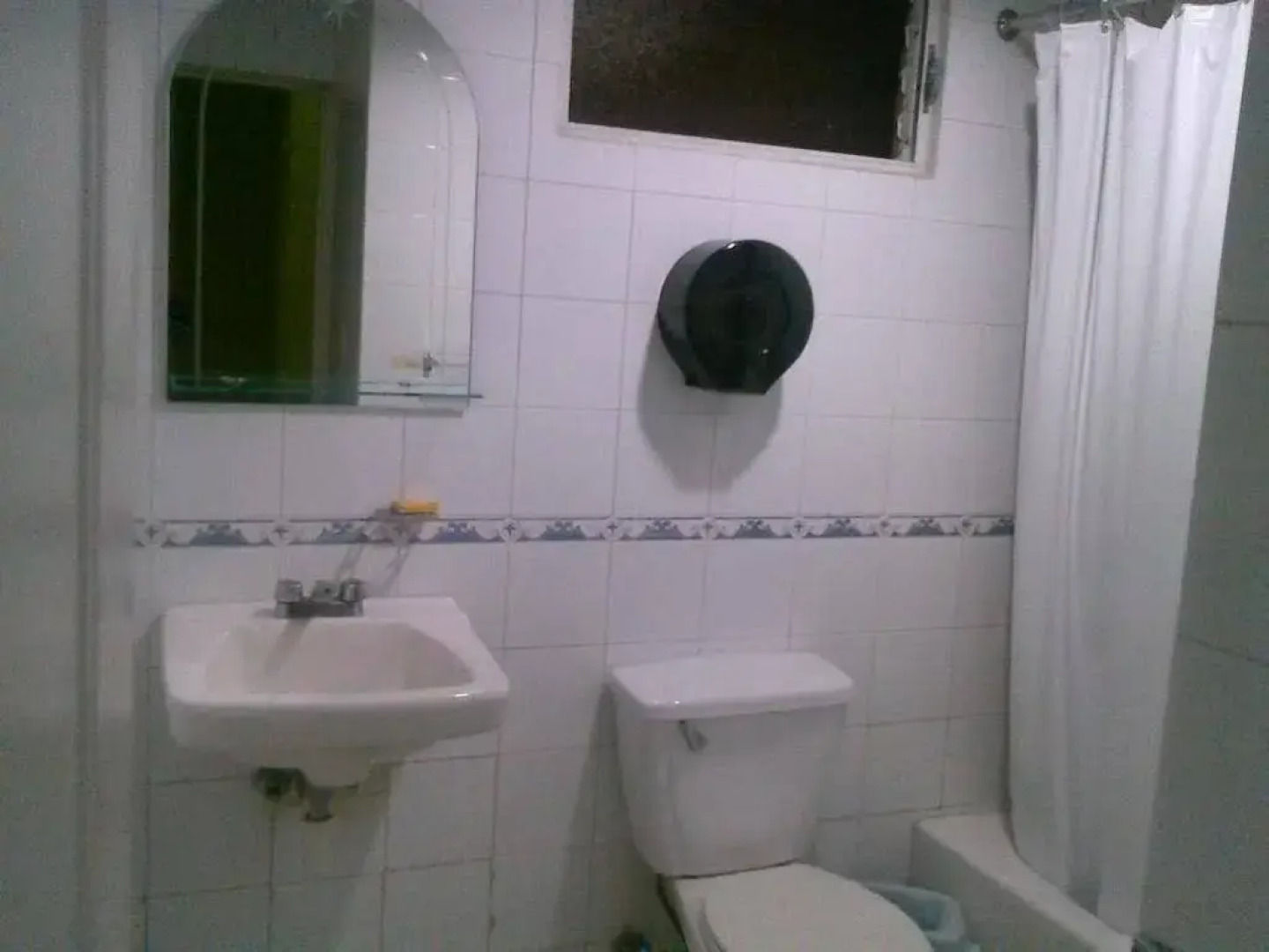 Aparta Hotel Jardines Metropolitanos