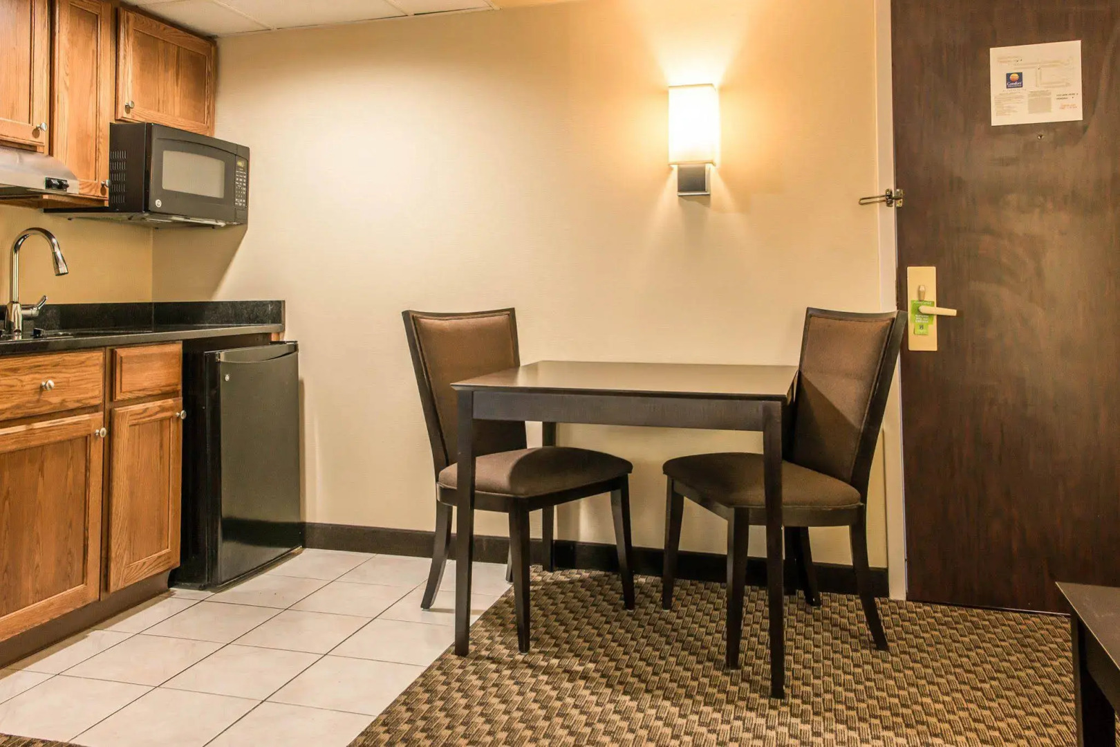 Comfort Inn & Suites Pittsburgh Fox Chapel