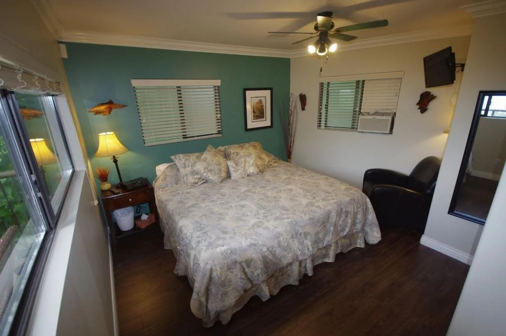 The Fraser River's Edge B&B Lodge