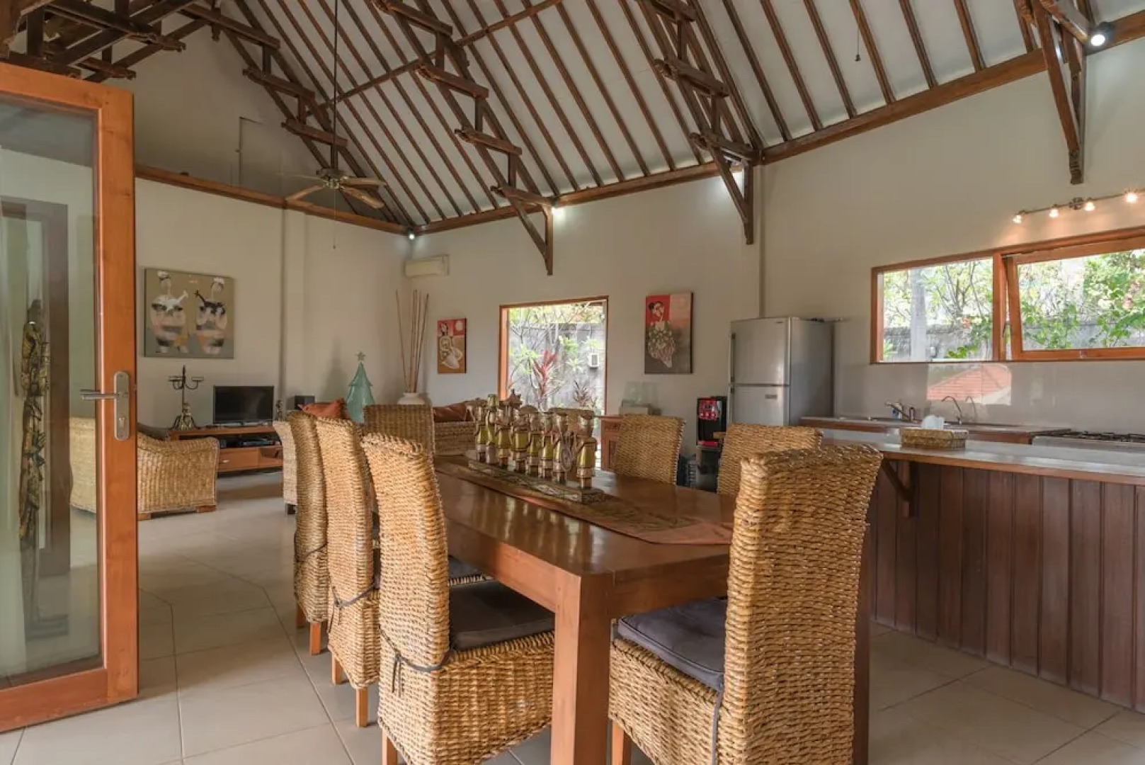 Villa Lotus Kayuputih