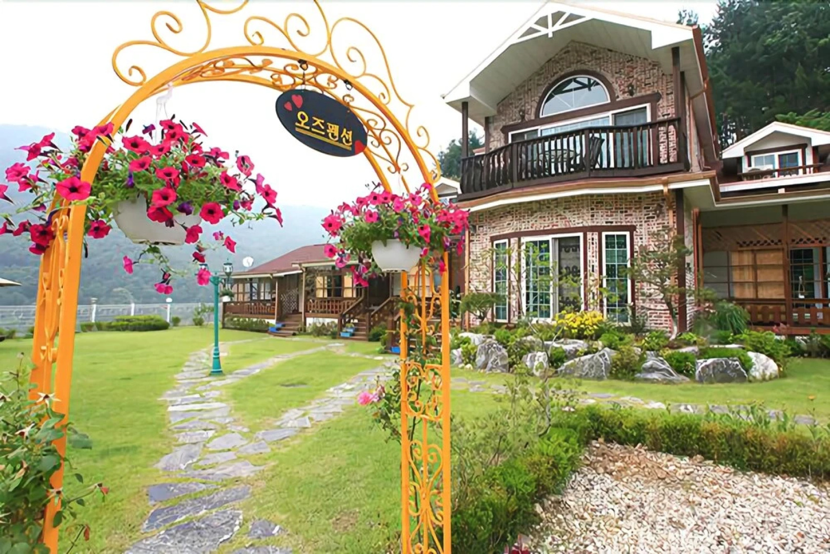 Yangpyeong Ooz Pension