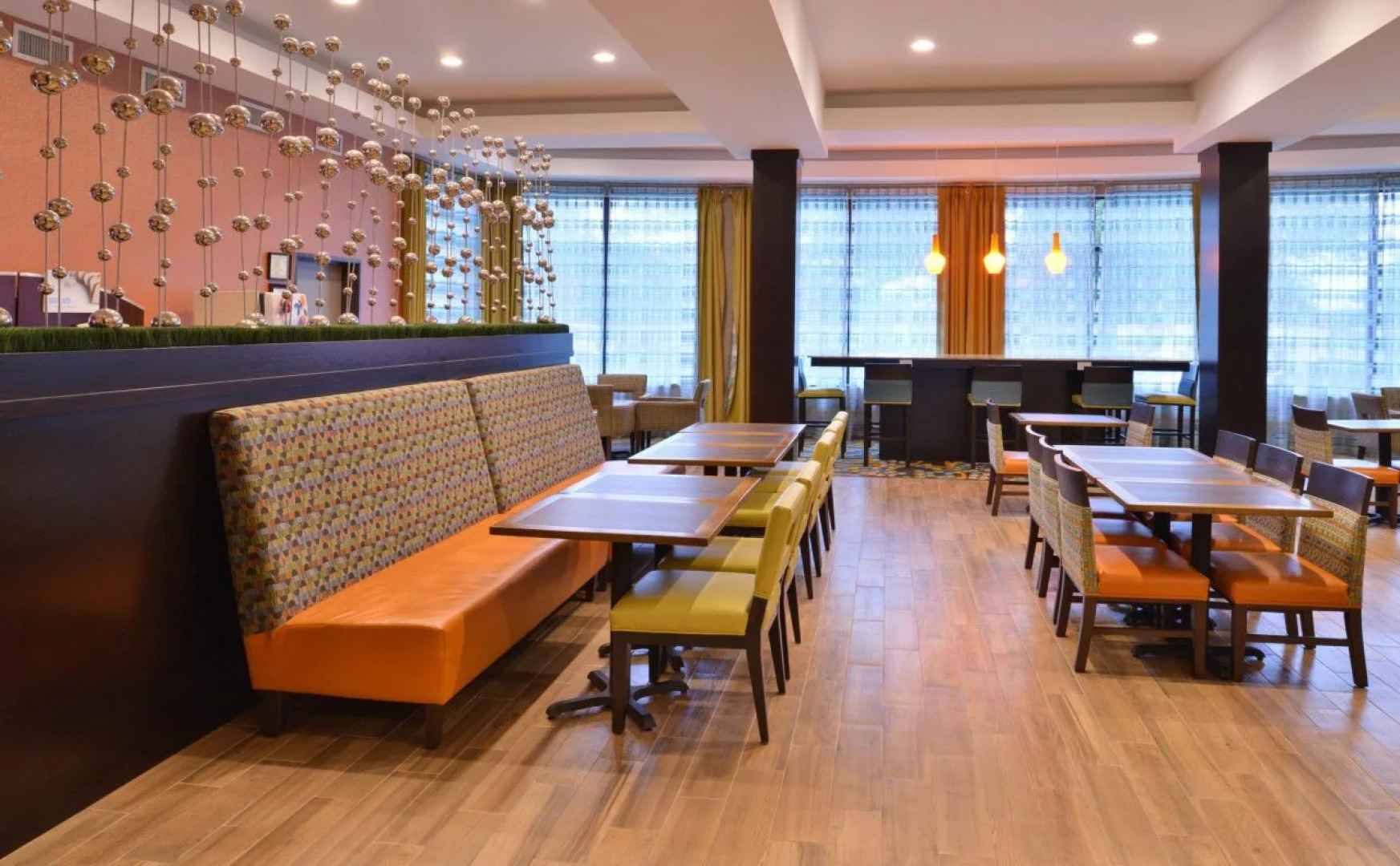 Holiday Inn Express & Suites Austin South by IHG