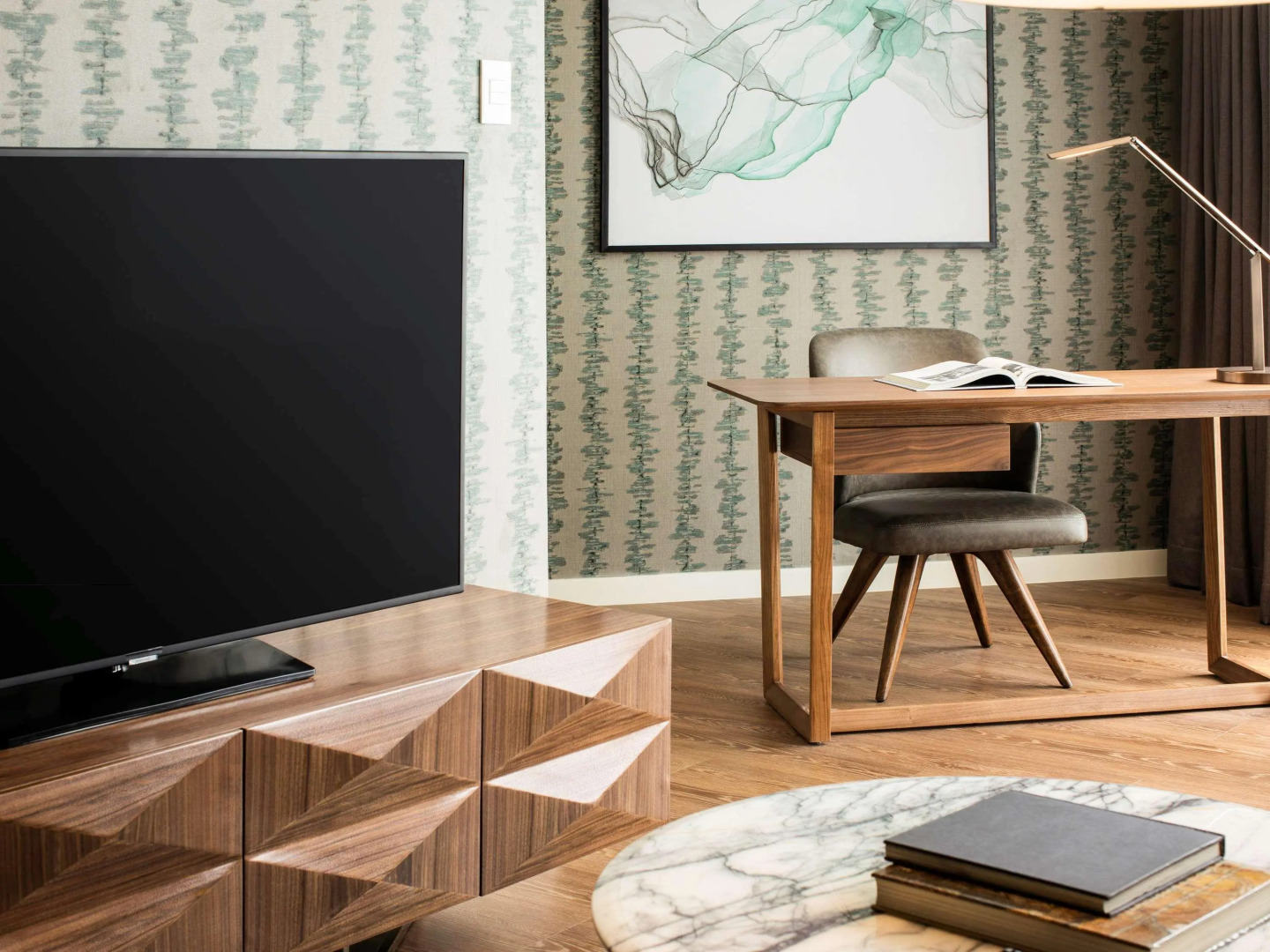 Novotel Suites Manila at Acqua