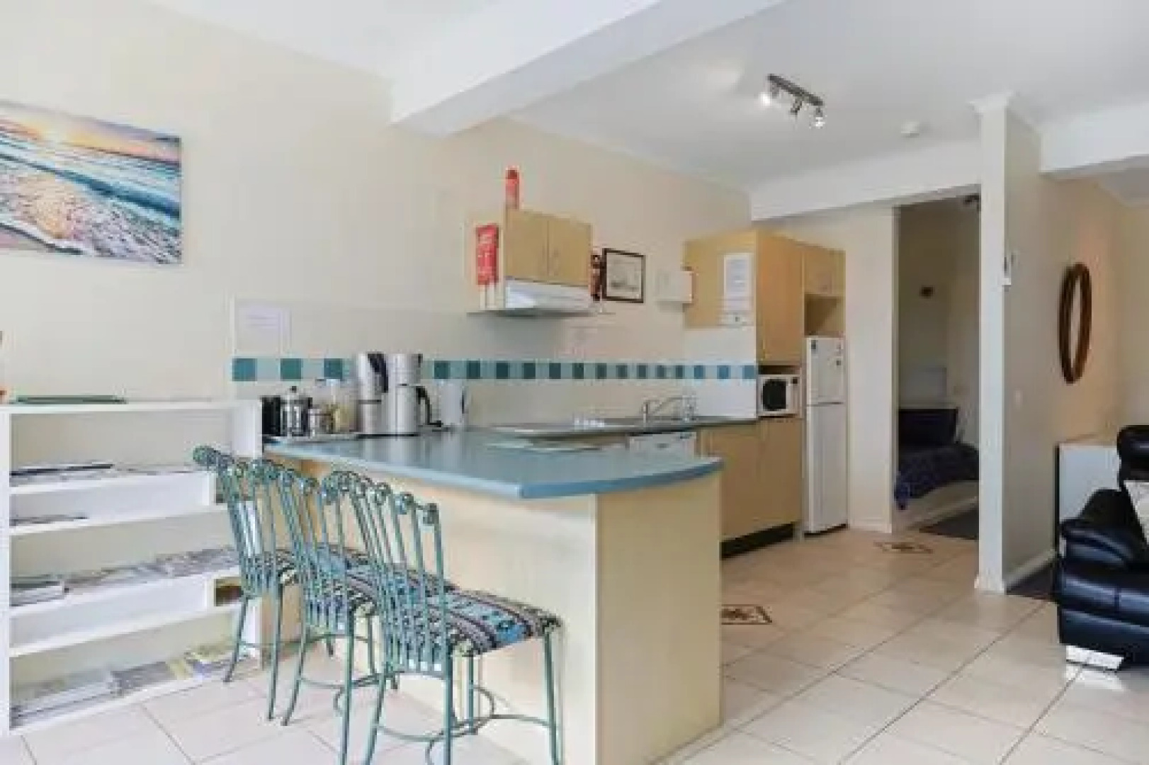 Black Dolphin Waterfront Apartment