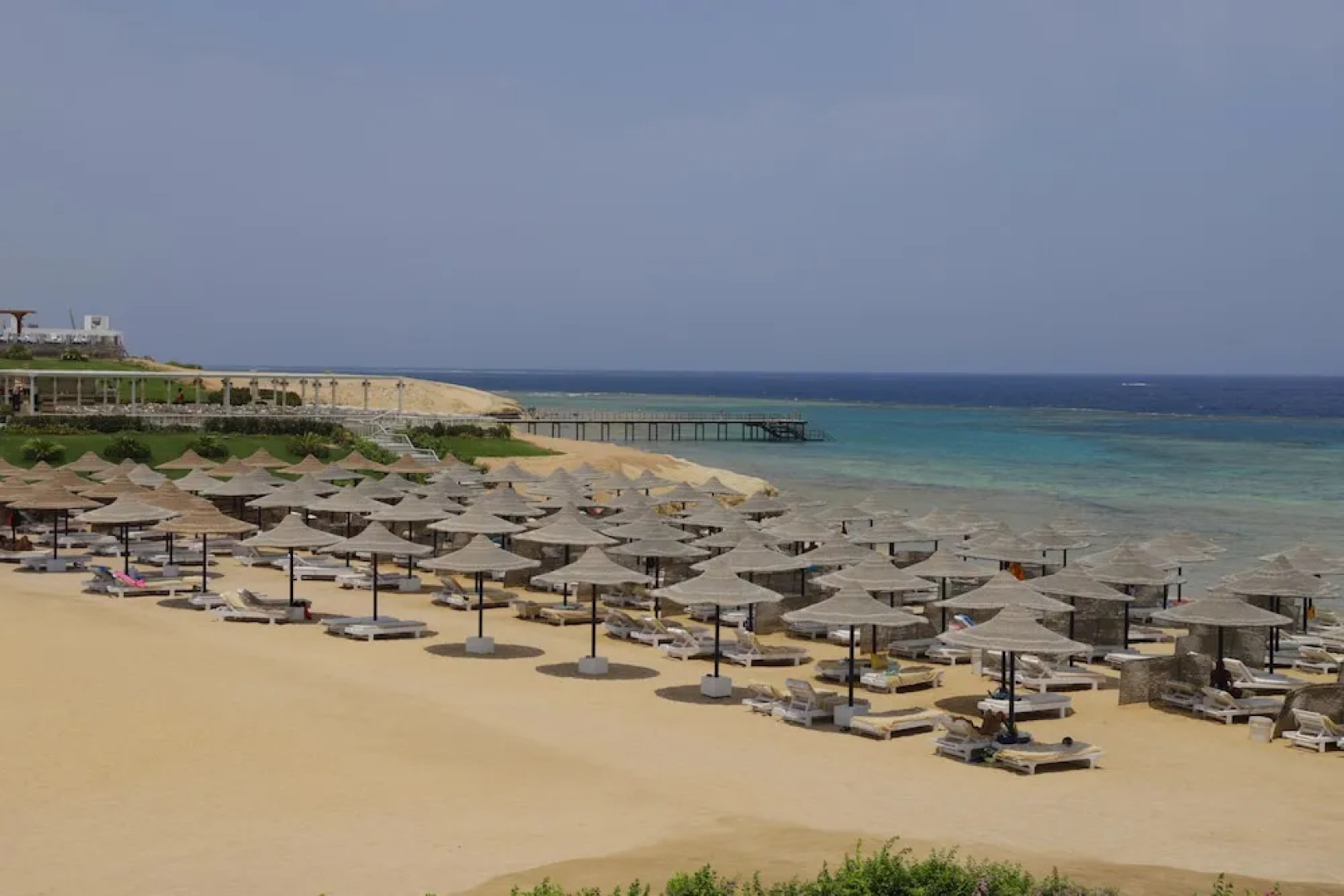 Sirena Beach Resort  Spa