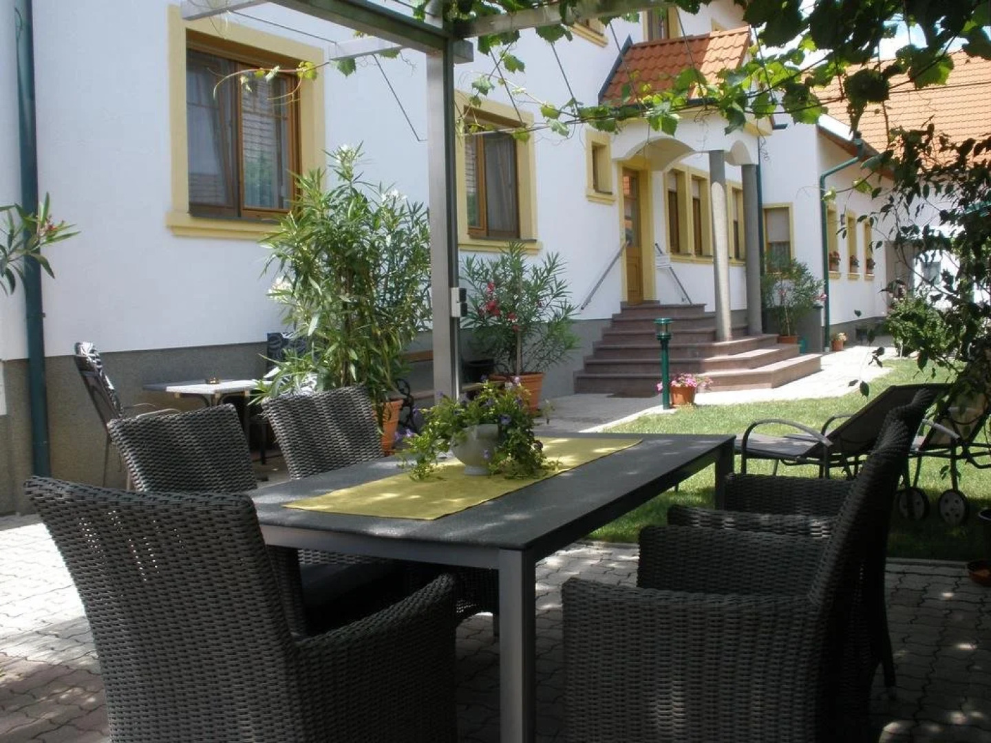 Weingut Gästehaus Nationalparkhof Gartner