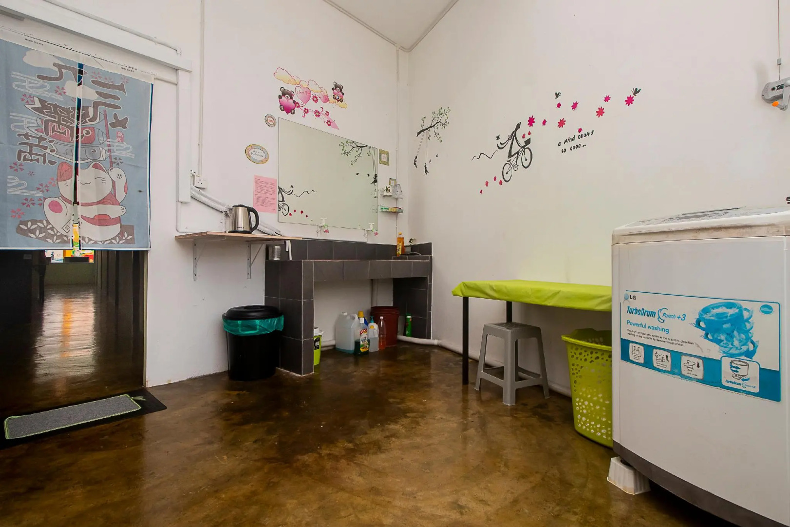 SPOT ON 89805 The Traveler Home