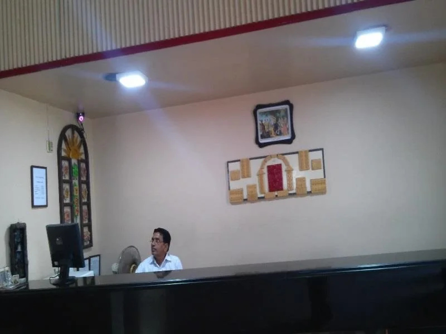 OYO 11543 Hotel Panchsheel